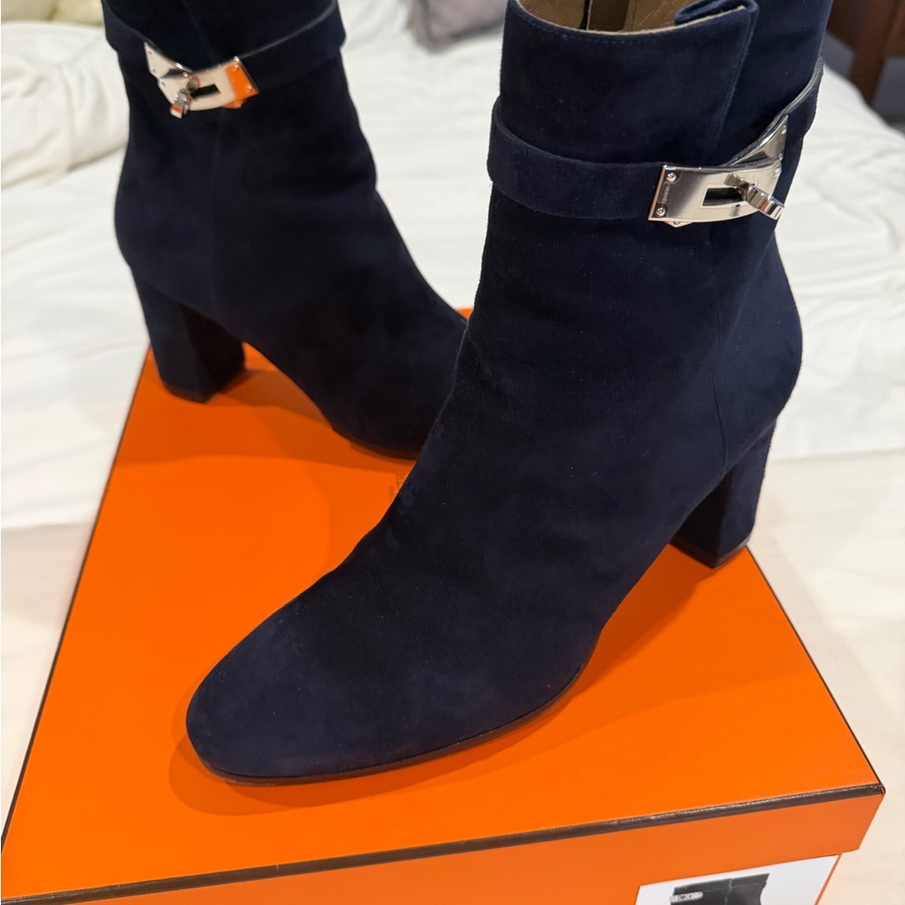 Hermes Midnight Blue Suede Heeled Boots